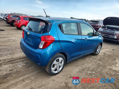 Trzecie zdjęcie samochodu z tyłu: 2020 CHEVROLET SPARK LS VIN:KL8CB6SA7LC456976 - miniatura