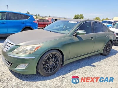 2013 HYUNDAI GENESIS 3.8L KMHGC4DD3DU258436 - główne zdjęcie licytacji z USA - miniatura