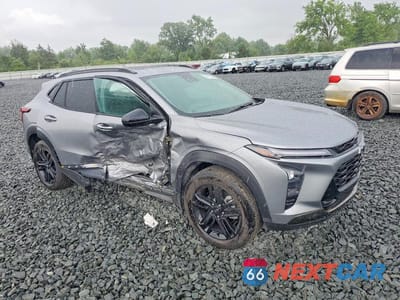 Czwarte zdjęcie samochodu z boku: 2025 CHEVROLET TRAX ACTIV VIN:KL77LKEP2SC063493 - miniatura