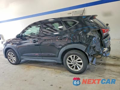 Drugie zdjęcie samochodu z przodu: 2017 HYUNDAI TUCSON SE VIN:KM8J23A48HU381050 - miniatura