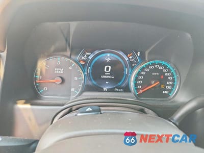 Zdjęcie 9 z 13 samochodu: 2017 GMC YUKON XL DENALI VIN:1GKS2HKJ0HR147583 - miniatura