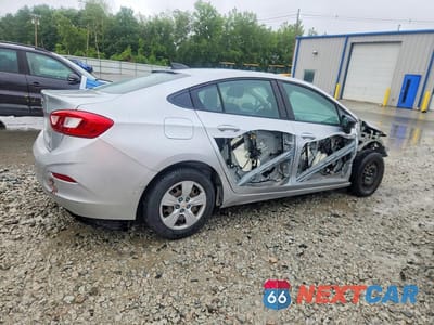 Trzecie zdjęcie samochodu z tyłu: 2017 CHEVROLET CRUZE LS VIN:1G1BC5SM0H7229870 - miniatura