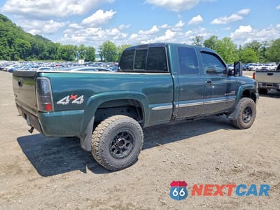 Trzecie zdjęcie samochodu z tyłu: 2001 GMC SIERRA K2500 HEAVY DUTY VIN:1GTHK29121E333163 - miniatura