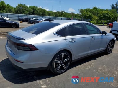 Trzecie zdjęcie samochodu z tyłu: 2023 HONDA ACCORD HYBRID SPORT VIN:1HGCY2F52PA063529 - miniatura