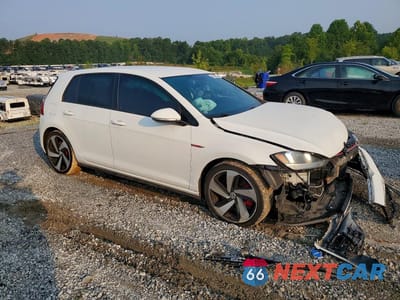 Czwarte zdjęcie samochodu z boku: 2020 VOLKSWAGEN GTI S VIN:3VW6T7AU1LM004343 - miniatura