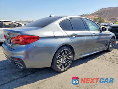 Trzecie zdjęcie samochodu z tyłu: 2017 BMW 540 I VIN:WBAJE5C3XHG916760 - miniatura