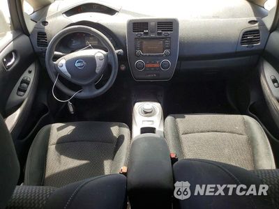 Zdjęcie 8 z 12 samochodu: 2017 NISSAN LEAF S VIN:1N4BZ0CP0HC304615 - miniatura