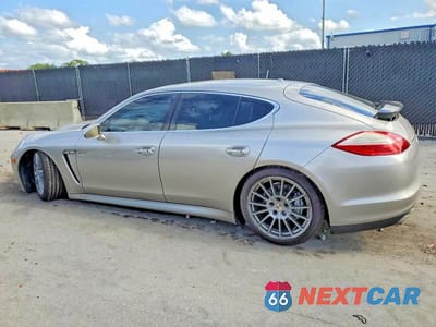 Drugie zdjęcie samochodu z przodu: 2012 PORSCHE PANAMERA S HYBRID VIN:WP0AD2A78CL045531 - miniatura