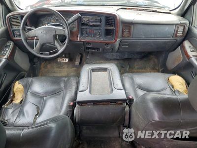 Zdjęcie 8 z 12 samochodu: 2006 CHEVROLET SILVERADO C3500 VIN:1GCJC33DX6F164907 - miniatura