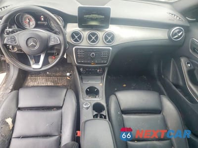 Zdjęcie 8 z 12 samochodu: 2017 MERCEDES-BENZ GLA 250 4MATIC VIN:WDCTG4GB8HJ309304 - miniatura