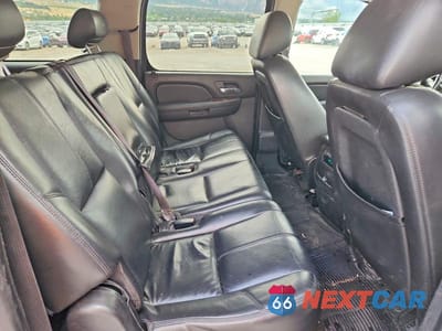 Zdjęcie 10 z 12 samochodu: 2010 CHEVROLET SUBURBAN K1500 LT VIN:1GNUKJE39AR158121 - miniatura