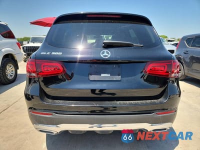Zdjęcie 6 z 13 samochodu: 2021 MERCEDES-BENZ GLC 300 VIN:W1N0G8DBXMG006741 - miniatura