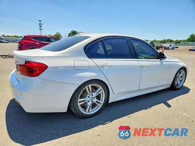 Trzecie zdjęcie samochodu z tyłu: 2018 BMW 330 XI VIN:WBA8D9G57JNU71299 - miniatura