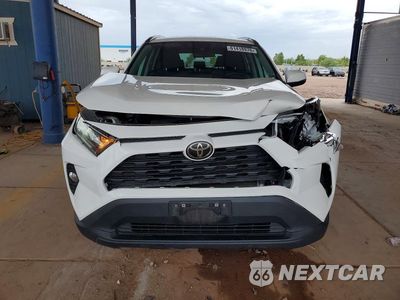 Piąte zdjęcie samochodu w środku: 2021 TOYOTA RAV4 XLE VIN:2T3P1RFV0MW160240 - miniatura