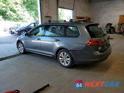 Drugie zdjęcie samochodu z przodu: 2017 VOLKSWAGEN GOLF SPORTWAGEN S VIN:3VW017AU8HM512716 - miniatura