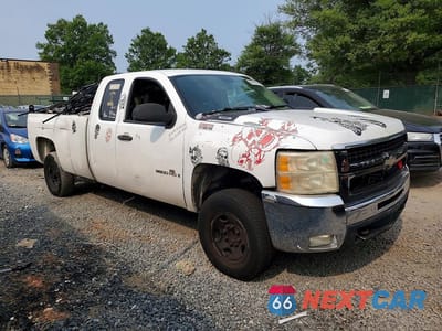 Czwarte zdjęcie samochodu z boku: 2007 CHEVROLET SILVERADO C2500 HEAVY DUTY VIN:1GCHC29K67E572262 - miniatura