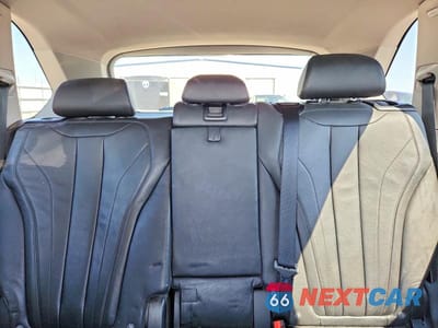 Zdjęcie 10 z 13 samochodu: 2016 BMW X5 VIN:5UXKR0C59G0P25532 - miniatura