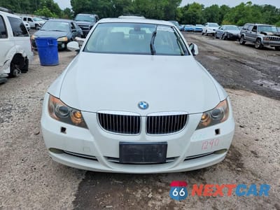 Piąte zdjęcie samochodu w środku: 2007 BMW 335 I VIN:WBAVB73507KY61724 - miniatura