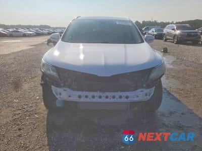 Piąte zdjęcie samochodu w środku: 2015 LINCOLN MKC VIN:5LMCJ1A93FUJ31852 - miniatura