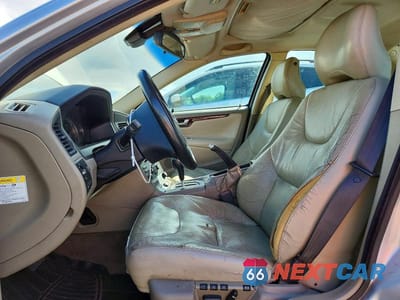 Zdjęcie 7 z 12 samochodu: 2004 VOLVO S60 VIN:YV1RS61T142343630 - miniatura