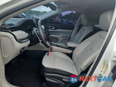 Zdjęcie 7 z 13 samochodu: 2022 JEEP COMPASS LATITUDE VIN:3C4NJDBB9NT235449 - miniatura