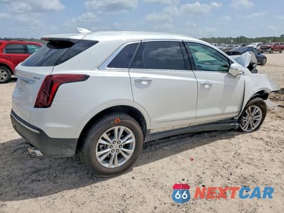 Trzecie zdjęcie samochodu z tyłu: 2025 CADILLAC XT5 LUXURY VIN:1GYKNBR47SZ151857 - miniatura