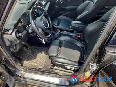 Zdjęcie 7 z 12 samochodu: 2022 MINI COOPER S VIN:WMW53DK08N2R12675 - miniatura
