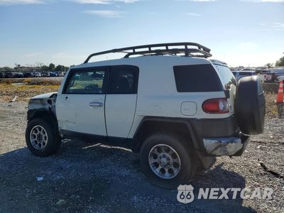 Drugie zdjęcie samochodu z przodu: 2013 TOYOTA FJ CRUISER BASE VIN:JTEBU4BF8DK158520 - miniatura