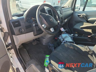 Zdjęcie 8 z 12 samochodu: 2017 MERCEDES-BENZ SPRINTER 2500 VIN:WD3PE8CD2HP566543 - miniatura