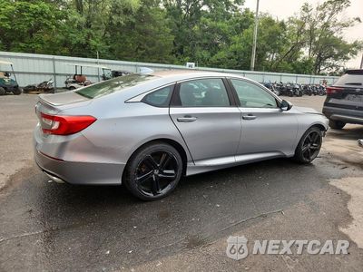 Trzecie zdjęcie samochodu z tyłu: 2018 HONDA ACCORD SPORT VIN:1HGCV1F37JA005294 - miniatura