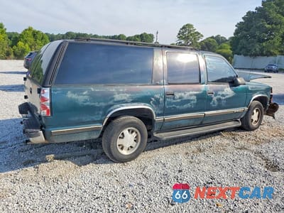 Trzecie zdjęcie samochodu z tyłu: 1997 CHEVROLET SUBURBAN C1500 VIN:1GNEC16R1VJ317335 - miniatura