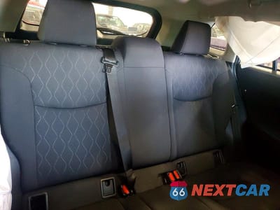 Zdjęcie 10 z 12 samochodu: 2024 TOYOTA COROLLA CROSS LE VIN:7MUBAABG2RV081976 - miniatura