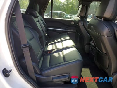 Zdjęcie 11 z 13 samochodu: 2025 LINCOLN NAVIGATOR RESERVE VIN:5LMJJ2LG8SEL03757 - miniatura