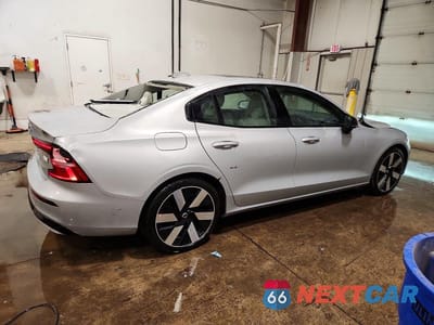 Trzecie zdjęcie samochodu z tyłu: 2024 VOLVO S60 ULTIMATE VIN:7JRH60FMXRG296260 - miniatura