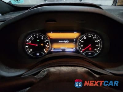 Zdjęcie 9 z 13 samochodu: 2018 JEEP RENEGADE TRAILHAWK VIN:ZACCJBCB3JPH94121 - miniatura