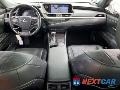 Zdjęcie 8 z 12 samochodu: 2019 LEXUS ES 300H VIN:58AB21B15KU003684 - miniatura