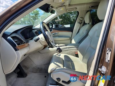 Zdjęcie 7 z 13 samochodu: 2016 VOLVO XC90 T8 VIN:YV4BC0PK5G1046027 - miniatura