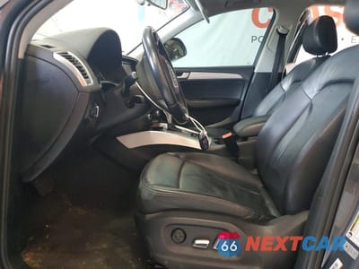 Zdjęcie 7 z 13 samochodu: 2017 AUDI Q5 PREMIUM VIN:WA1C2AFP4HA062809 - miniatura