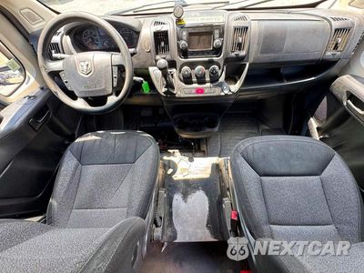 Zdjęcie 9 z 10 samochodu: 2019 RAM PROMASTER 3500 3500 HIGH VIN:3C6URVJG5KE548450 - miniatura