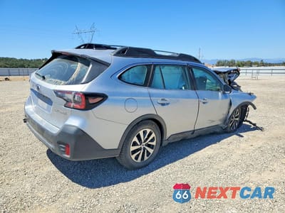 Trzecie zdjęcie samochodu z tyłu: 2020 SUBARU OUTBACK VIN:4S4BTAAC1L3164340 - miniatura