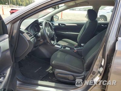Zdjęcie 7 z 12 samochodu: 2018 NISSAN SENTRA S VIN:3N1AB7AP5JY330097 - miniatura