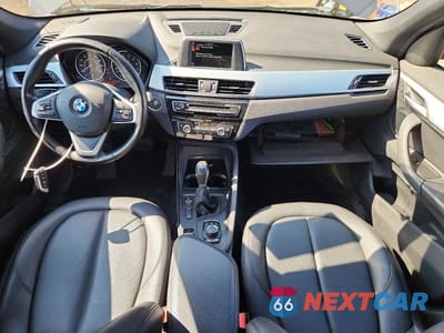 Zdjęcie 8 z 13 samochodu: 2017 BMW X1 XDRIVE28I VIN:WBXHT3C3XH5F81805 - miniatura