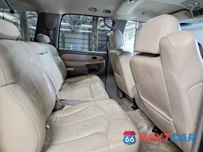 Zdjęcie 11 z 14 samochodu: 2001 CHEVROLET SUBURBAN K2500 VIN:3GNGK26G81G134932 - miniatura