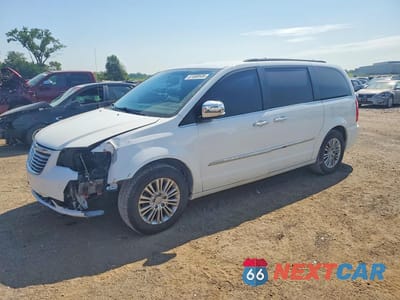 2015 CHRYSLER TOWN & COUNTRY TOURING L 2C4RC1CG0FR609875 - główne zdjęcie licytacji z USA - miniatura