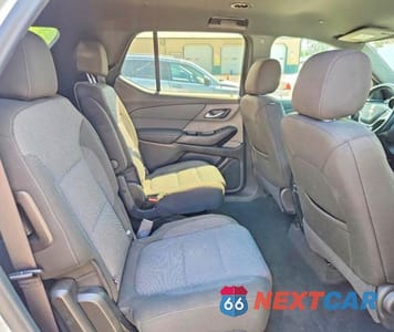 Zdjęcie 10 z 12 samochodu: 2023 CHEVROLET TRAVERSE LT VIN:1GNERGKW9PJ293379 - miniatura