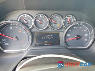 Zdjęcie 9 z 13 samochodu: 2021 CHEVROLET SUBURBAN C1500 LT VIN:1GNSCCKT5MR462331 - miniatura