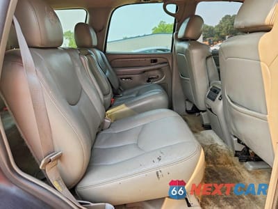 Zdjęcie 11 z 13 samochodu: 2005 CADILLAC ESCALADE VIN:1GYEK63N85R139915 - miniatura