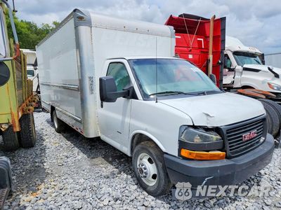 Czwarte zdjęcie samochodu z boku: 2022 GMC SAVANA BOX TRUCK VIN:7GZ37TC79NN010400 - miniatura