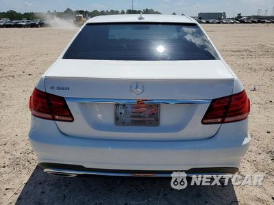 Zdjęcie 6 z 13 samochodu: 2015 MERCEDES-BENZ E 350 VIN:WDDHF5KB7FB119034 - miniatura