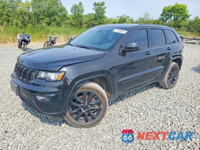 2018 JEEP GRAND CHEROKEE LAREDO 1C4RJFAGXJC294459 - główne zdjęcie licytacji z USA - miniatura